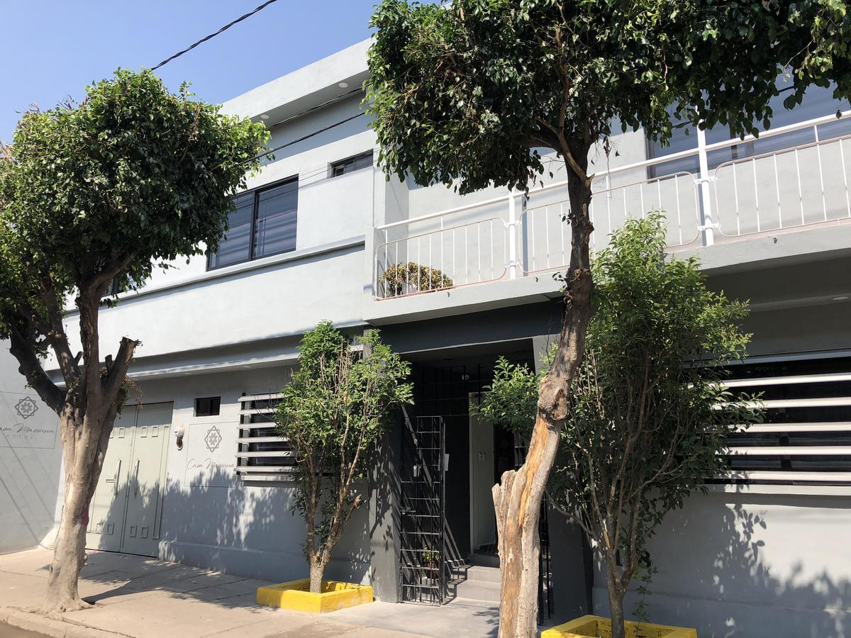 לאון Casa Massima Hotel מראה חיצוני תמונה