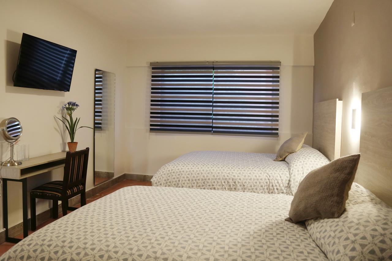 לאון Casa Massima Hotel מראה חיצוני תמונה