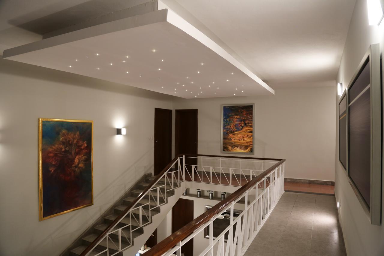 לאון Casa Massima Hotel מראה חיצוני תמונה