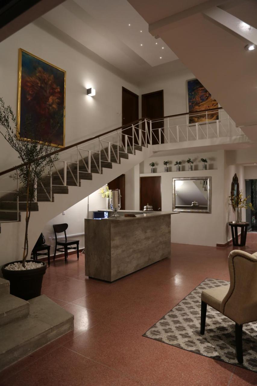 לאון Casa Massima Hotel מראה חיצוני תמונה
